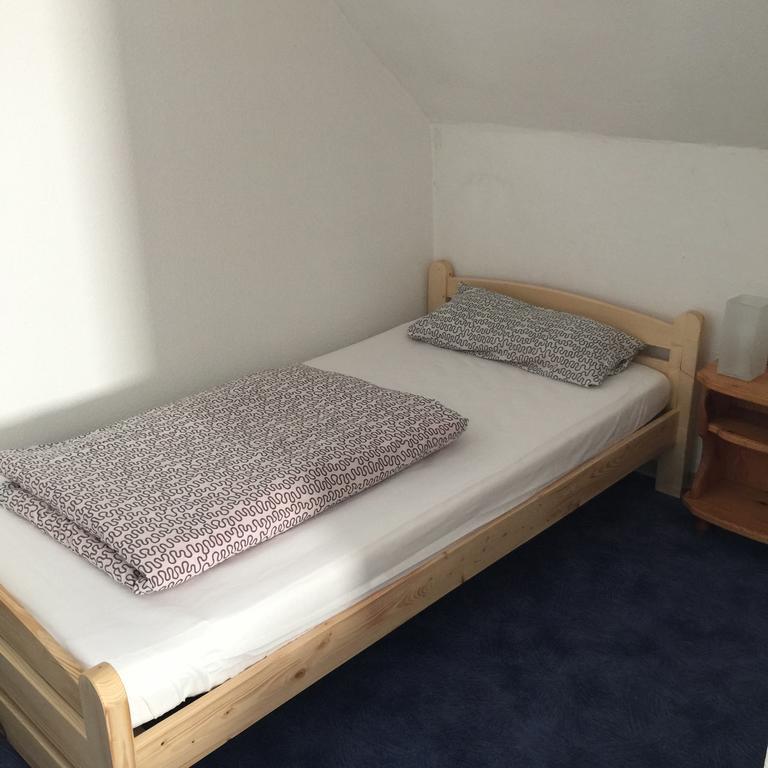 Apartment Hope Inn Groß-Zimmern Værelse billede